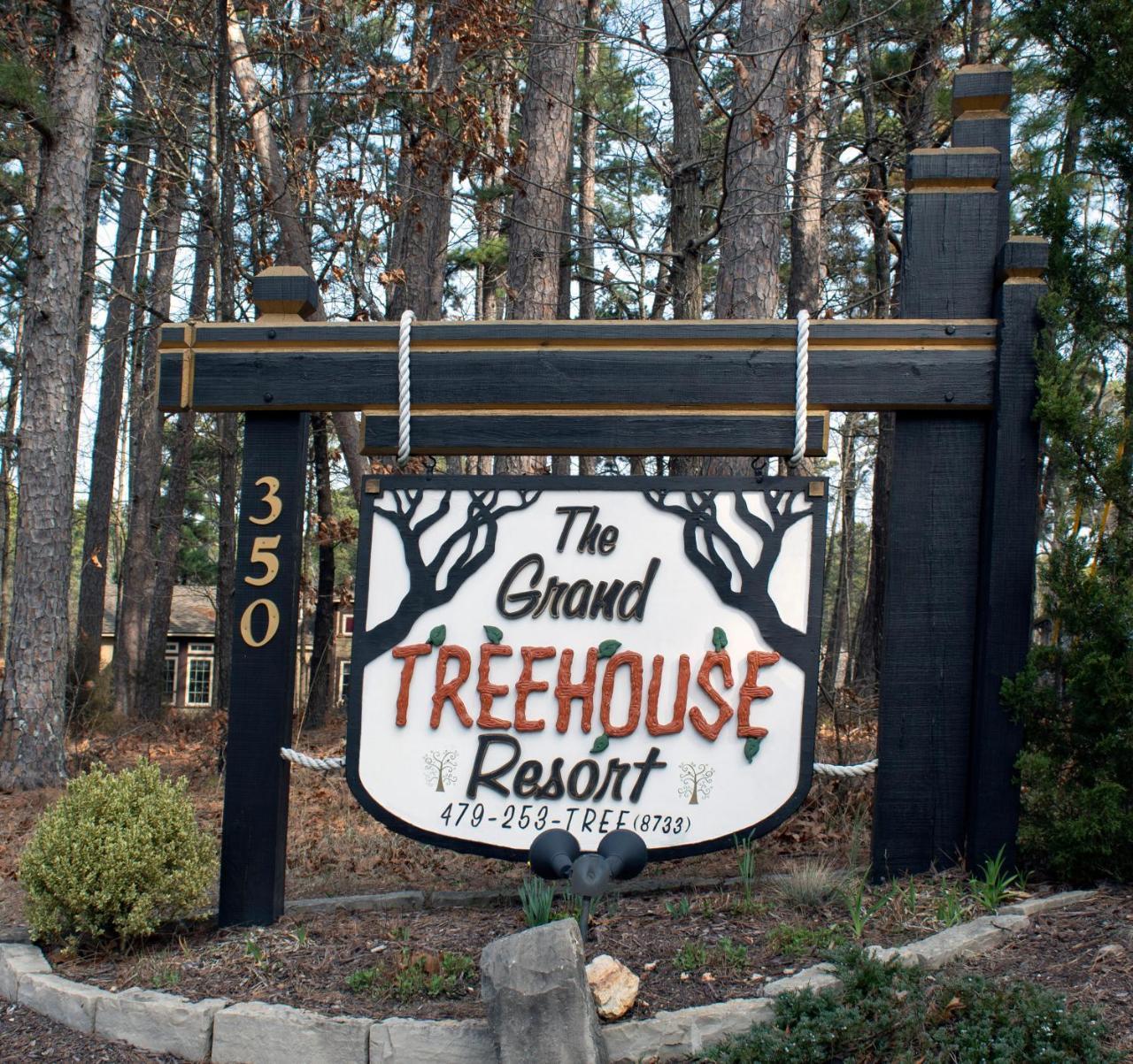 The Grand Treehouse Resort ยูเรกาสปริงส์ ภายนอก รูปภาพ
