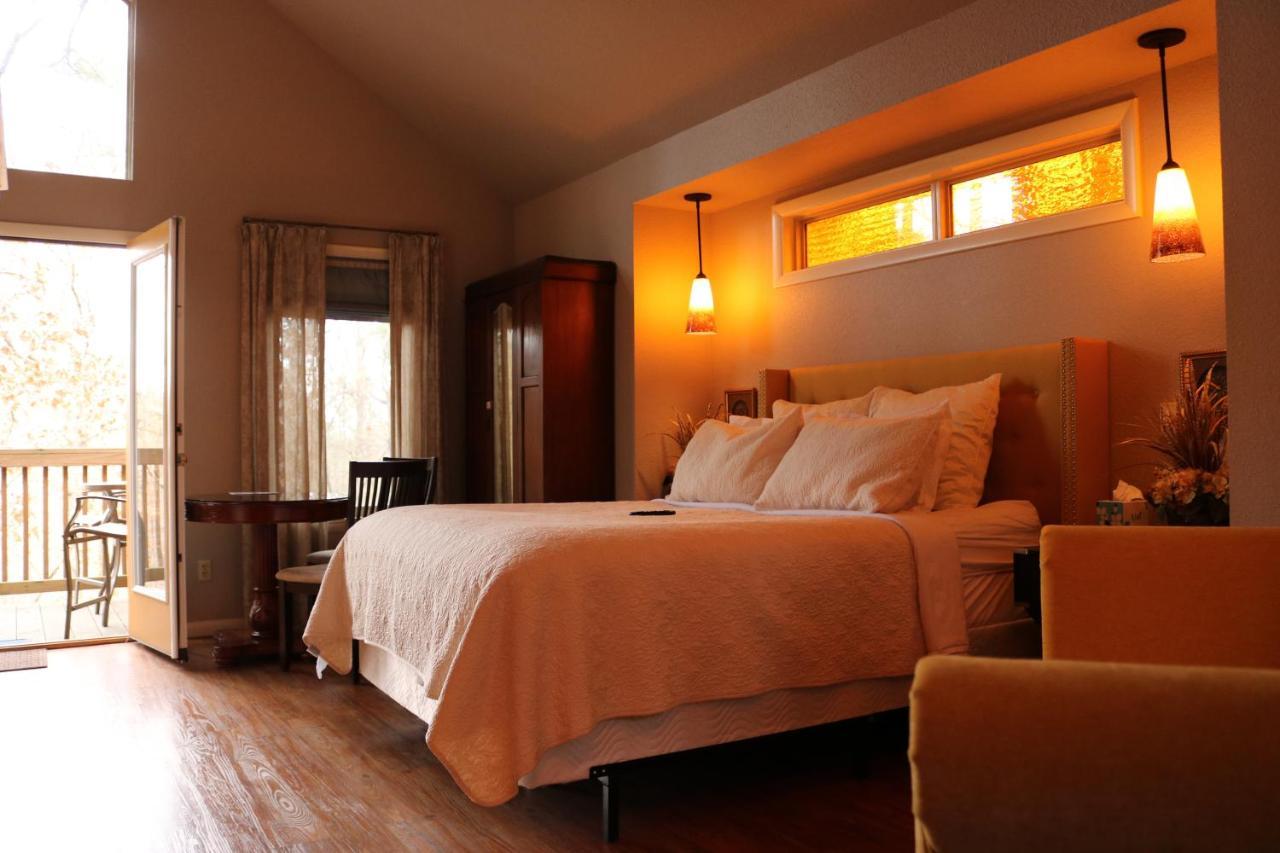 The Grand Treehouse Resort ยูเรกาสปริงส์ ภายนอก รูปภาพ